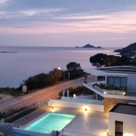 Casamea - T2, Vue Mer, Piscine Chauffee * Аяччо